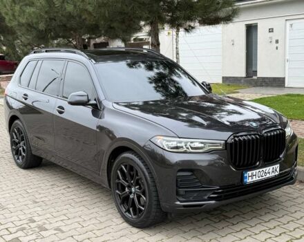 Серый БМВ X7, объемом двигателя 3 л и пробегом 140 тыс. км за 55000 $, фото 2 на Automoto.ua