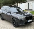Серый БМВ X7, объемом двигателя 3 л и пробегом 140 тыс. км за 55000 $, фото 2 на Automoto.ua