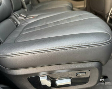 Серый БМВ X7, объемом двигателя 2.99 л и пробегом 140 тыс. км за 64500 $, фото 49 на Automoto.ua