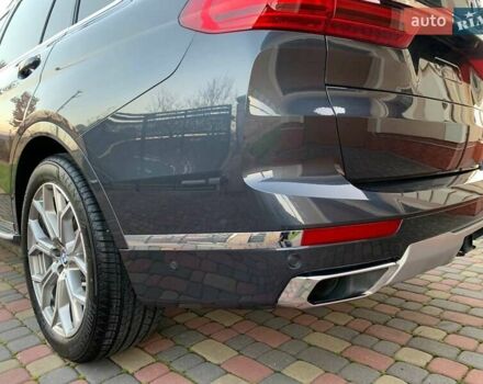 Серый БМВ X7, объемом двигателя 3 л и пробегом 147 тыс. км за 53800 $, фото 15 на Automoto.ua