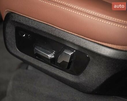 Серый БМВ X7, объемом двигателя 4.39 л и пробегом 53 тыс. км за 63900 $, фото 40 на Automoto.ua