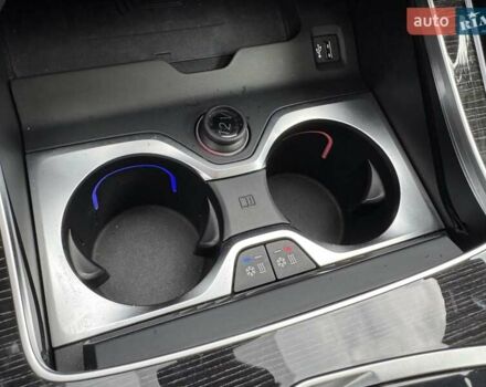 Серый БМВ X7, объемом двигателя 2.99 л и пробегом 95 тыс. км за 77000 $, фото 46 на Automoto.ua