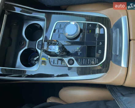 Серый БМВ X7, объемом двигателя 2.99 л и пробегом 100 тыс. км за 68500 $, фото 8 на Automoto.ua
