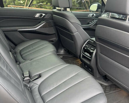 Серый БМВ X7, объемом двигателя 2.99 л и пробегом 140 тыс. км за 63500 $, фото 51 на Automoto.ua