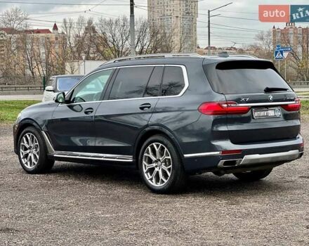 Серый БМВ X7, объемом двигателя 4.39 л и пробегом 128 тыс. км за 63000 $, фото 5 на Automoto.ua