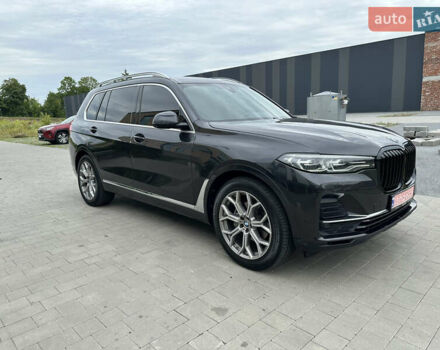 Серый БМВ X7, объемом двигателя 3 л и пробегом 144 тыс. км за 53900 $, фото 20 на Automoto.ua