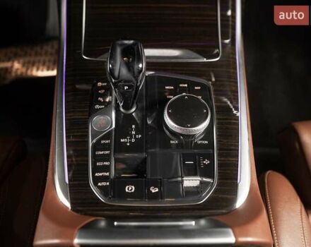 Серый БМВ X7, объемом двигателя 4.39 л и пробегом 53 тыс. км за 63900 $, фото 61 на Automoto.ua