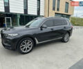 Серый БМВ X7, объемом двигателя 3 л и пробегом 144 тыс. км за 53900 $, фото 2 на Automoto.ua
