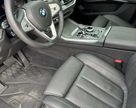 Серый БМВ X7, объемом двигателя 2.99 л и пробегом 140 тыс. км за 63500 $, фото 33 на Automoto.ua