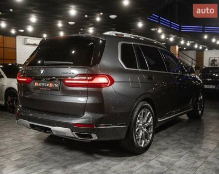 Серый БМВ X7, объемом двигателя 4.39 л и пробегом 53 тыс. км за 63900 $, фото 92 на Automoto.ua