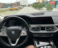 Серый БМВ X7, объемом двигателя 3 л и пробегом 144 тыс. км за 53900 $, фото 52 на Automoto.ua