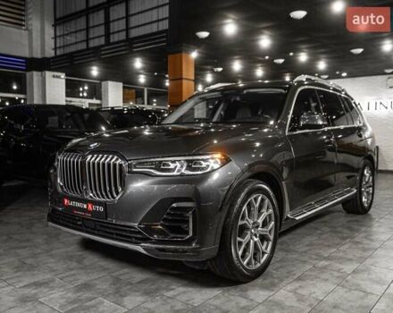 Серый БМВ X7, объемом двигателя 4.39 л и пробегом 53 тыс. км за 63900 $, фото 5 на Automoto.ua