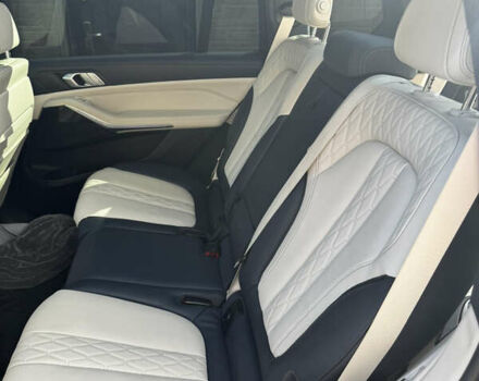 Серый БМВ X7, объемом двигателя 2.99 л и пробегом 126 тыс. км за 81000 $, фото 20 на Automoto.ua