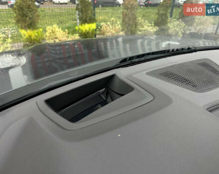 Серый БМВ X7, объемом двигателя 3 л и пробегом 90 тыс. км за 54900 $, фото 36 на Automoto.ua