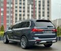 Серый БМВ X7, объемом двигателя 3 л и пробегом 90 тыс. км за 54900 $, фото 7 на Automoto.ua