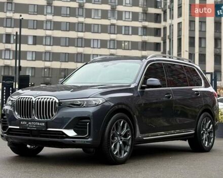 Серый БМВ X7, объемом двигателя 3 л и пробегом 90 тыс. км за 54900 $, фото 6 на Automoto.ua