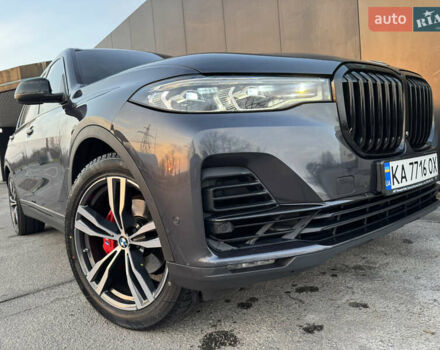 Серый БМВ X7, объемом двигателя 2.99 л и пробегом 140 тыс. км за 64500 $, фото 2 на Automoto.ua