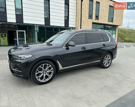 Серый БМВ X7, объемом двигателя 3 л и пробегом 144 тыс. км за 53900 $, фото 16 на Automoto.ua