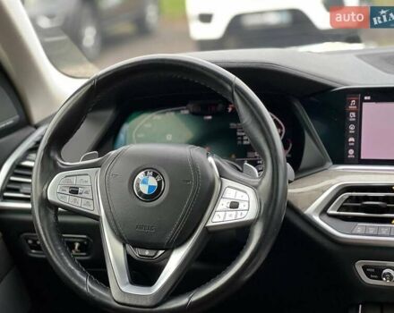 Серый БМВ X7, объемом двигателя 4.39 л и пробегом 128 тыс. км за 63000 $, фото 16 на Automoto.ua