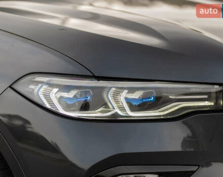 Серый БМВ X7, объемом двигателя 4.4 л и пробегом 78 тыс. км за 67500 $, фото 16 на Automoto.ua