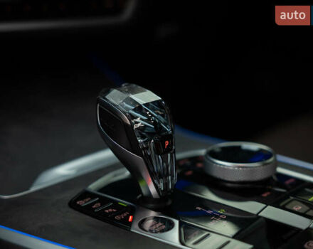 Серый БМВ X7, объемом двигателя 4.4 л и пробегом 78 тыс. км за 67500 $, фото 125 на Automoto.ua