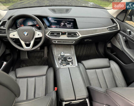 Серый БМВ X7, объемом двигателя 2.99 л и пробегом 140 тыс. км за 63500 $, фото 32 на Automoto.ua