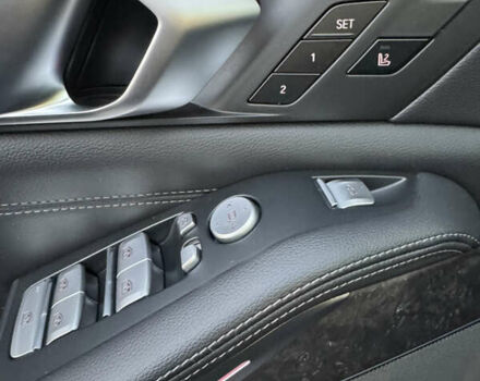 Серый БМВ X7, объемом двигателя 2.99 л и пробегом 140 тыс. км за 64500 $, фото 71 на Automoto.ua