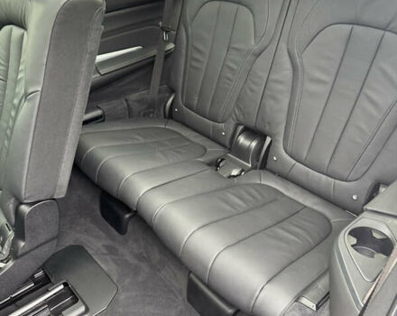 Серый БМВ X7, объемом двигателя 2.99 л и пробегом 140 тыс. км за 63500 $, фото 45 на Automoto.ua