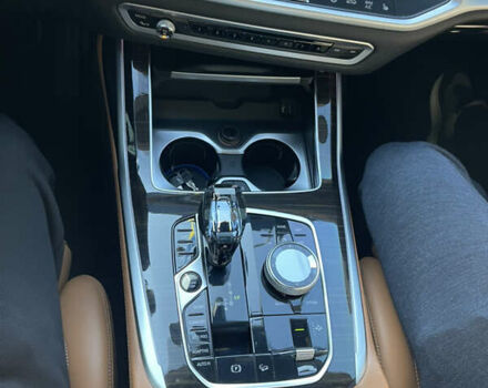 Серый БМВ X7, объемом двигателя 2.99 л и пробегом 100 тыс. км за 68500 $, фото 4 на Automoto.ua