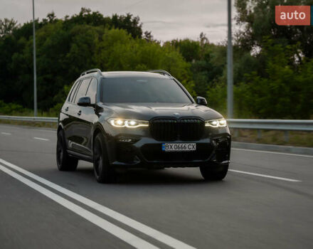 Серый БМВ X7, объемом двигателя 4.4 л и пробегом 78 тыс. км за 67500 $, фото 152 на Automoto.ua