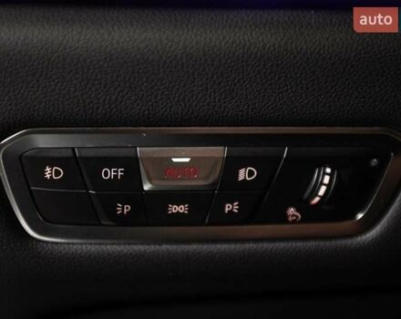 Серый БМВ X7, объемом двигателя 4.39 л и пробегом 53 тыс. км за 63900 $, фото 3 на Automoto.ua