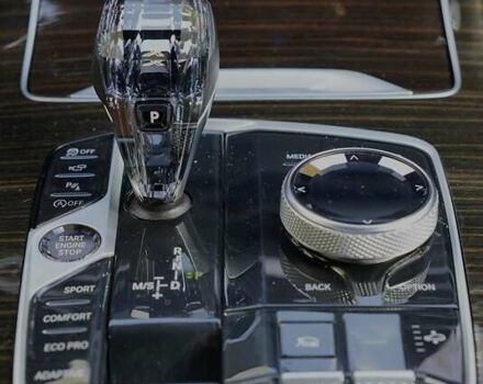 Серый БМВ X7, объемом двигателя 2.99 л и пробегом 126 тыс. км за 77500 $, фото 33 на Automoto.ua