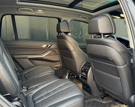 Серый БМВ X7, объемом двигателя 2.99 л и пробегом 140 тыс. км за 64500 $, фото 51 на Automoto.ua