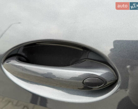Сірий БМВ X7, об'ємом двигуна 3 л та пробігом 99 тис. км за 76000 $, фото 54 на Automoto.ua