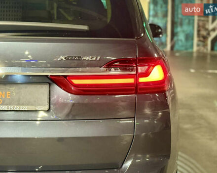 Серый БМВ X7, объемом двигателя 3 л и пробегом 65 тыс. км за 68900 $, фото 11 на Automoto.ua