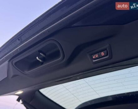 Серый БМВ X7, объемом двигателя 3 л и пробегом 143 тыс. км за 59900 $, фото 47 на Automoto.ua