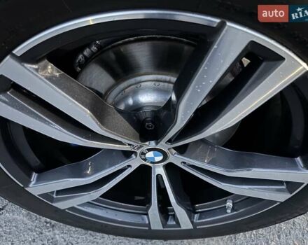 Серый БМВ X7, объемом двигателя 3 л и пробегом 143 тыс. км за 59900 $, фото 4 на Automoto.ua