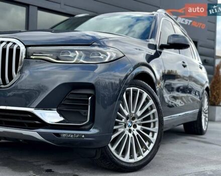 Серый БМВ X7, объемом двигателя 3 л и пробегом 75 тыс. км за 59000 $, фото 6 на Automoto.ua