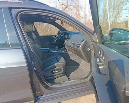 Сірий БМВ X7, об'ємом двигуна 4.39 л та пробігом 180 тис. км за 82570 $, фото 20 на Automoto.ua