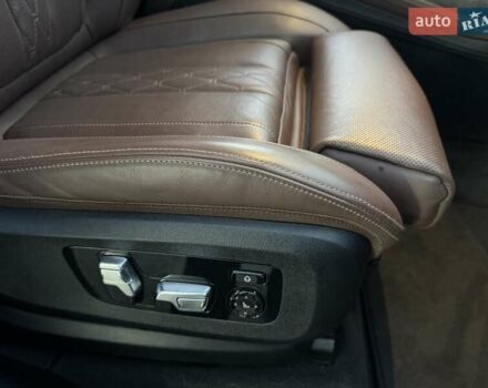 Серый БМВ X7, объемом двигателя 3 л и пробегом 143 тыс. км за 59900 $, фото 67 на Automoto.ua