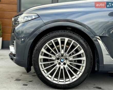 Серый БМВ X7, объемом двигателя 3 л и пробегом 75 тыс. км за 59000 $, фото 34 на Automoto.ua