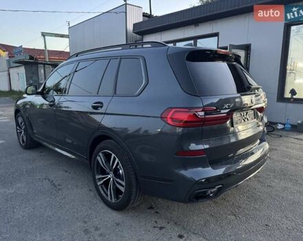 Серый БМВ X7, объемом двигателя 3 л и пробегом 143 тыс. км за 59900 $, фото 6 на Automoto.ua