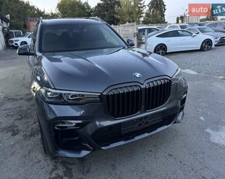 Серый БМВ X7, объемом двигателя 3 л и пробегом 143 тыс. км за 59900 $, фото 15 на Automoto.ua