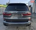 Серый БМВ X7, объемом двигателя 3 л и пробегом 143 тыс. км за 59900 $, фото 7 на Automoto.ua