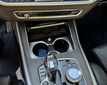 Серый БМВ X7, объемом двигателя 2.99 л и пробегом 119 тыс. км за 80000 $, фото 28 на Automoto.ua