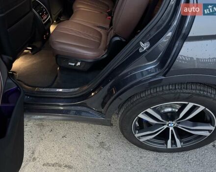 Серый БМВ X7, объемом двигателя 3 л и пробегом 143 тыс. км за 59900 $, фото 32 на Automoto.ua