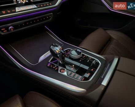 Серый БМВ X7, объемом двигателя 3 л и пробегом 143 тыс. км за 59900 $, фото 26 на Automoto.ua