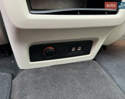 Серый БМВ X7, объемом двигателя 3 л и пробегом 259 тыс. км за 57500 $, фото 53 на Automoto.ua