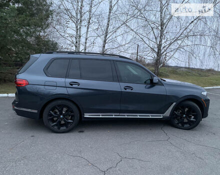 Серый БМВ X7, объемом двигателя 3 л и пробегом 78 тыс. км за 67900 $, фото 13 на Automoto.ua