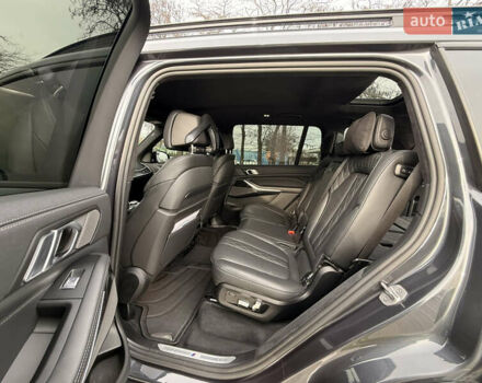 Серый БМВ X7, объемом двигателя 2.99 л и пробегом 118 тыс. км за 80500 $, фото 19 на Automoto.ua